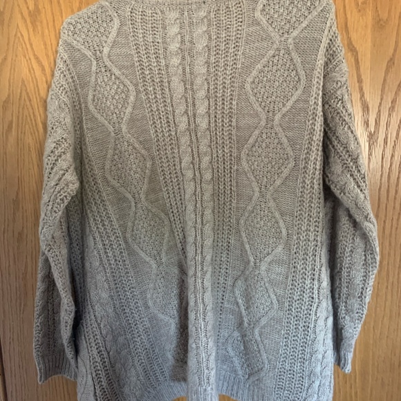 cardigan - Picture 4 of 4